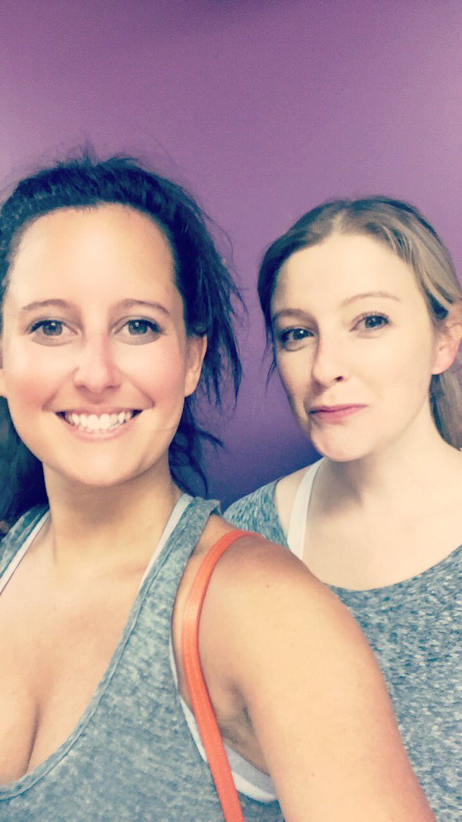 Whoa! Deep freeze in #YEG and <a href="/Kosser81/">Kristine Koss</a> still has a #soldout #barreclass <a href="/Studio124Pilate/">Studio124</a> #sweatyselfie #burnssogood
