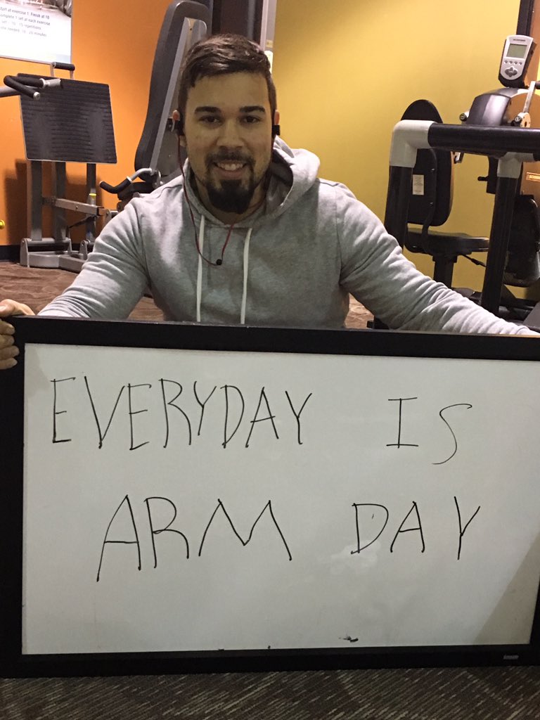 G_oGio's tweet photo. @BradleyMartyn my brother erased the trianer's group workouts off the board and replaced it with it this #EDIAD https://t.co/ZhydVq8Liz