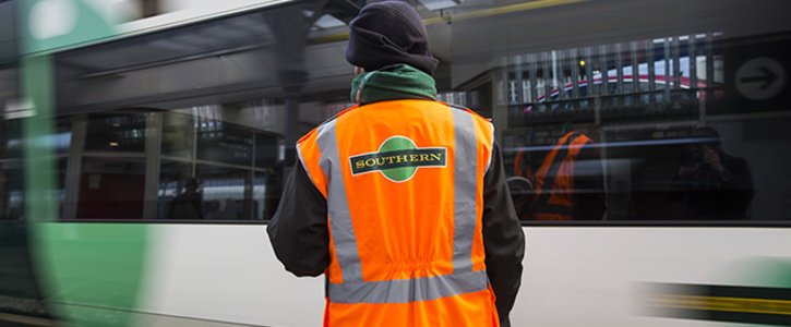 The_TUC's tweet image. #SouthernFail: Time for action. @ActionForRail campaign to strip Govia of Southern Rail franchise: campaign.goingtowork.org.uk/petitions/sout… #SouthernStrike