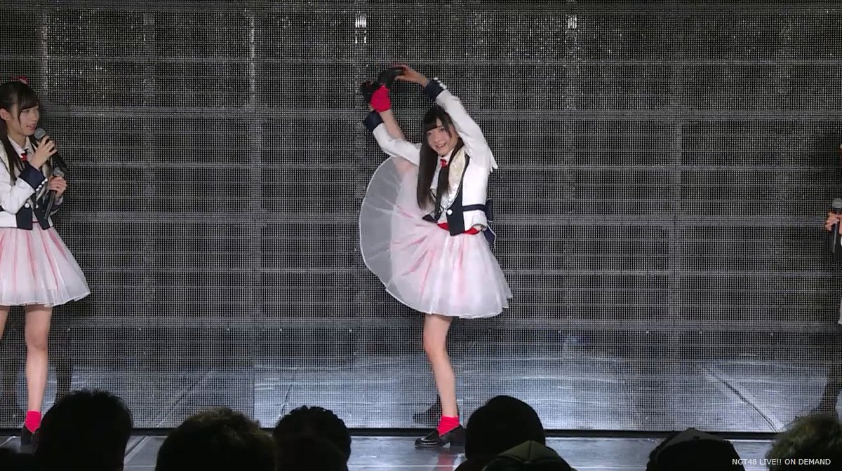Akb48 メモリスト Ngt48 1周年特別イベント 菅原りこ I字バランス からの 大きな声 奇声が出てしまい メンバー爆笑 T Co Gnhszidc9o