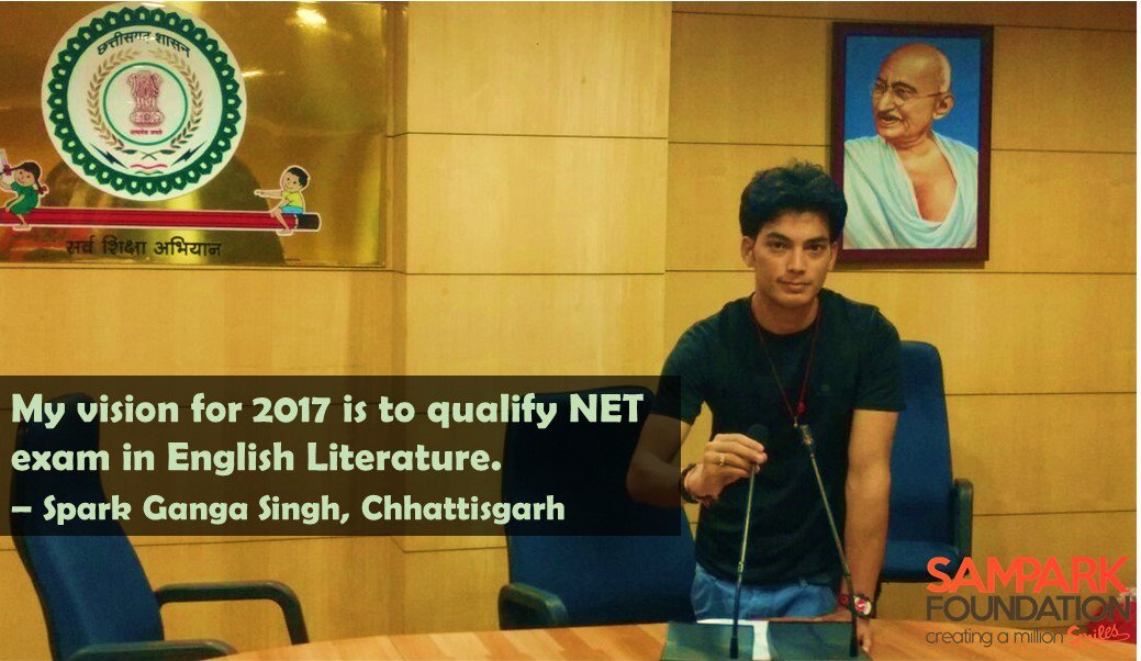 Samparkorg's tweet photo. Ganga's vision for 2017 is to become a Professor of English Literature.
Good luck Ganga!
#YearofSmiles #SamparkStories #SparkVision https://t.co/WftrU1EZhp