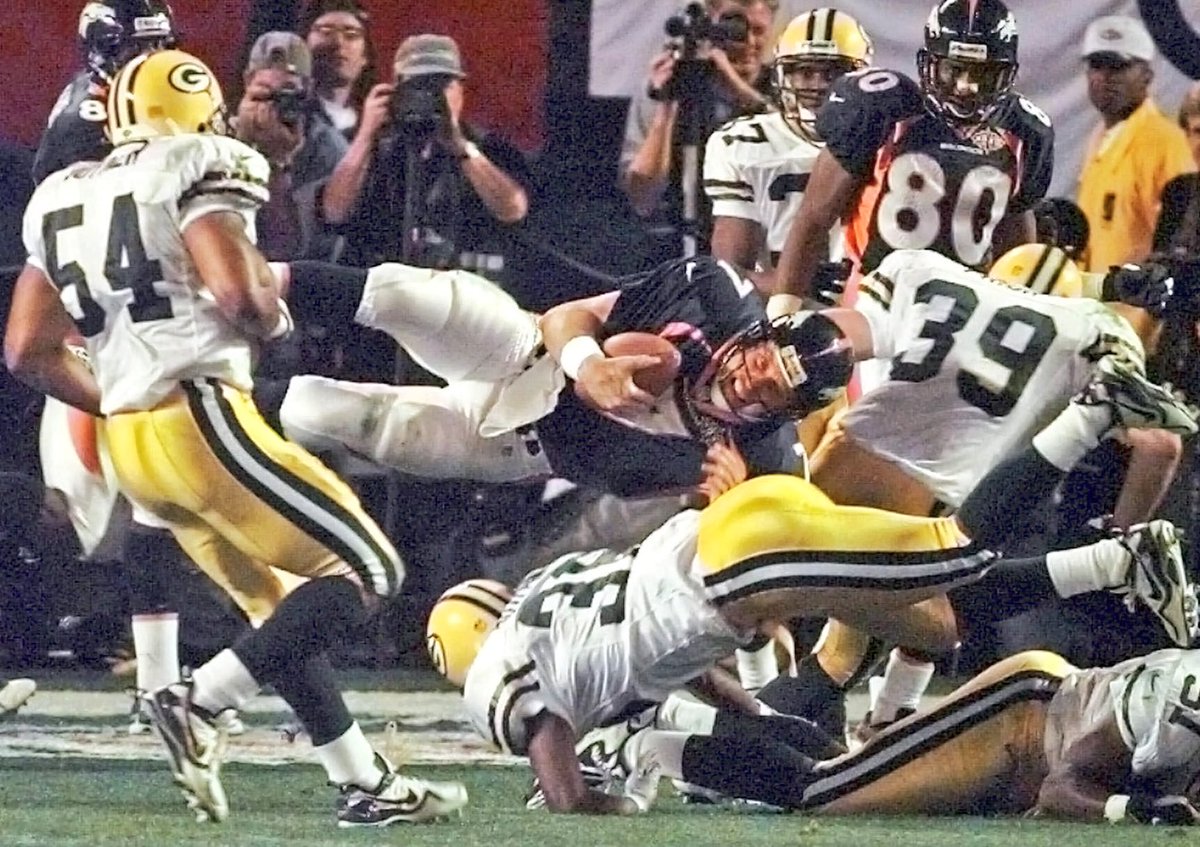 Broncos's tweet photo. Whatever it takes.

#NationalChampionship https://t.co/uIoTALze7c