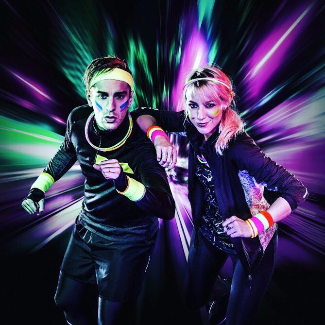 5 km lopen vol adrenaline, pompende beats en neon lights!! Hoe cool is dat??!! Schrijf je nu in voor de Q- Run To You via Qmusic.be!!