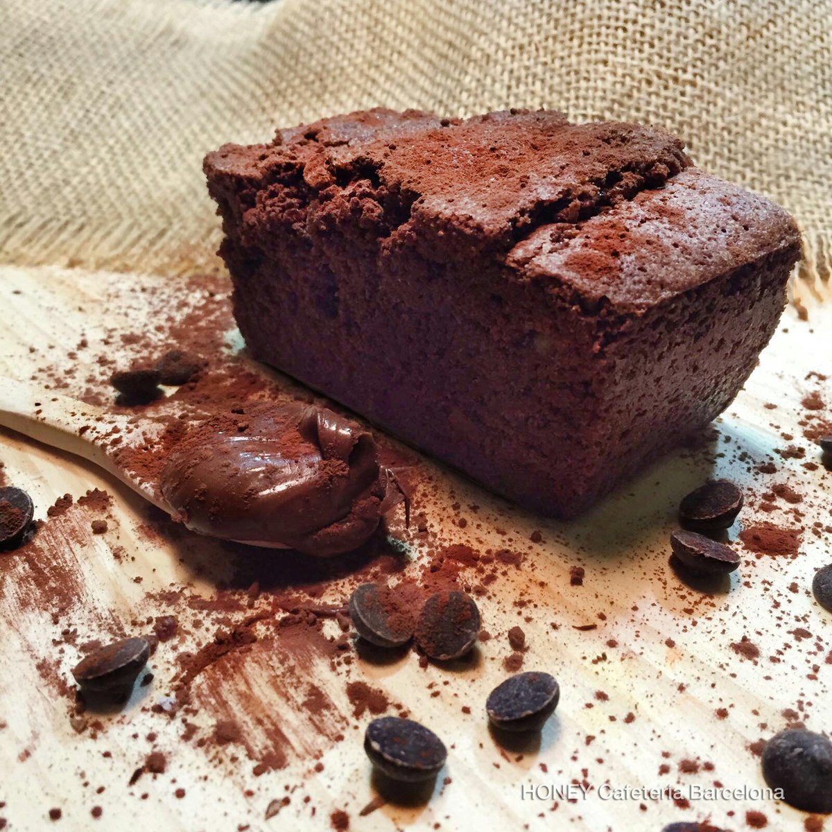 Energizante Super Brownie 😱 Una de nuestras recetas favoritas para empezar con ánimos positivos un nuevo día 🙌🍫