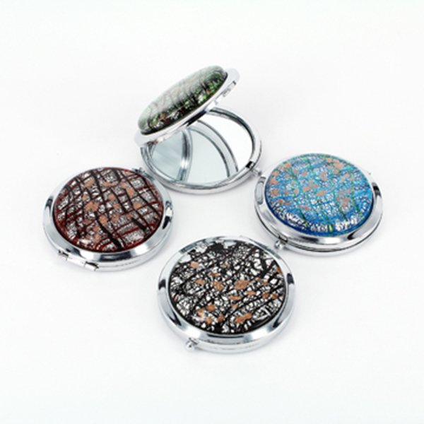 TFormia's tweet image. Handmade Murano Glass Pocket Mirrors for Beauty ladies~