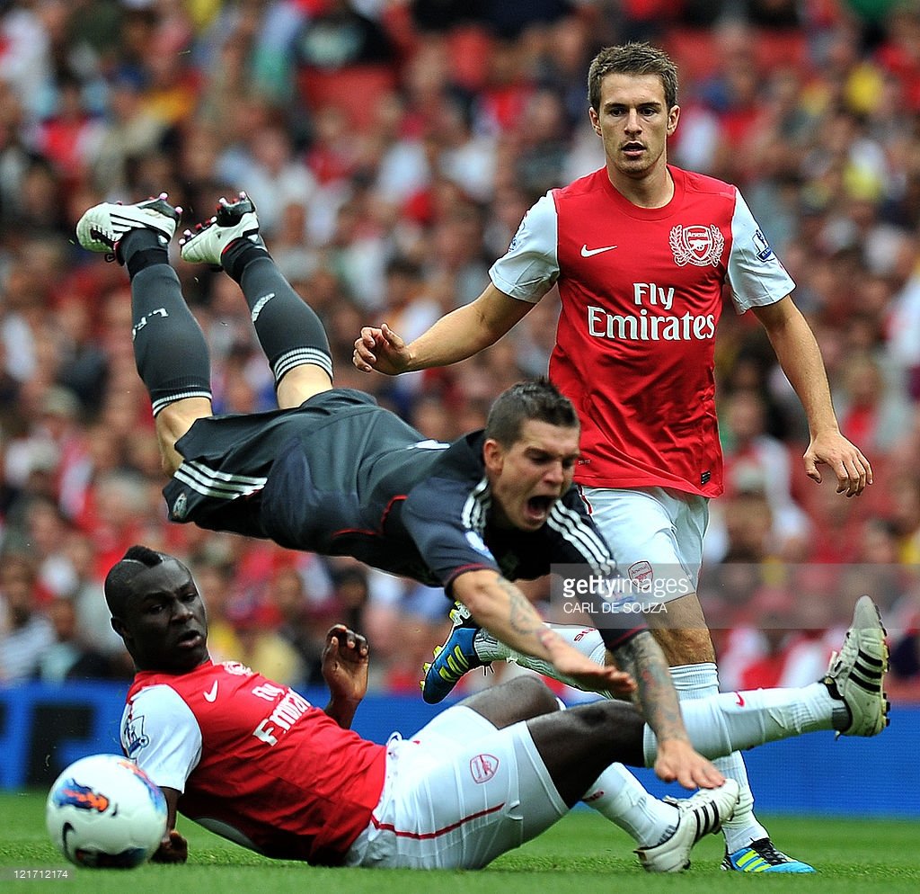 Happy Birthday to Marouane Chamakh and Emmanuel Frimpong! 