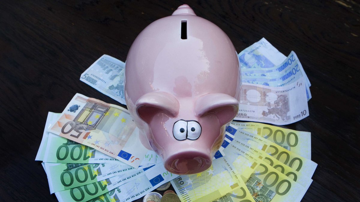 monargentbe's tweet photo. Comment transférer votre épargne-pension? https://t.co/GYShlHmSOT Par @CarolineSury https://t.co/yqzCwIf0jD