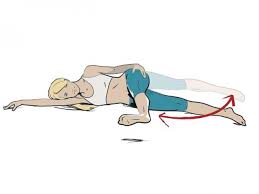 DoubleShiftMJ's tweet image. The side kick works the glutes, hips, abs-make sure to keep foot flexed as you kick forward.