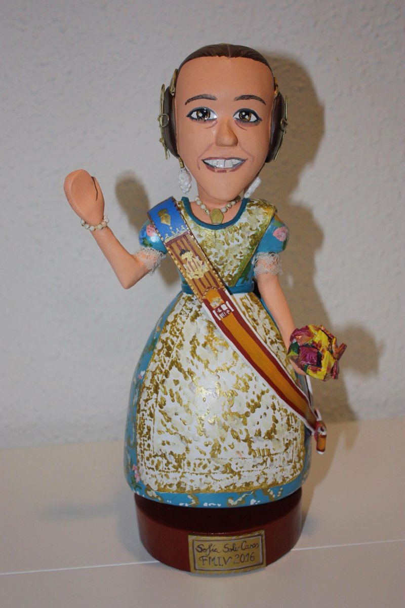 El ninot que realizamos para el homenaje de Sofía Soler Casas, FMIV16, con todo detalle con la réplica de su espolin.#homenajesofia #fmiv16