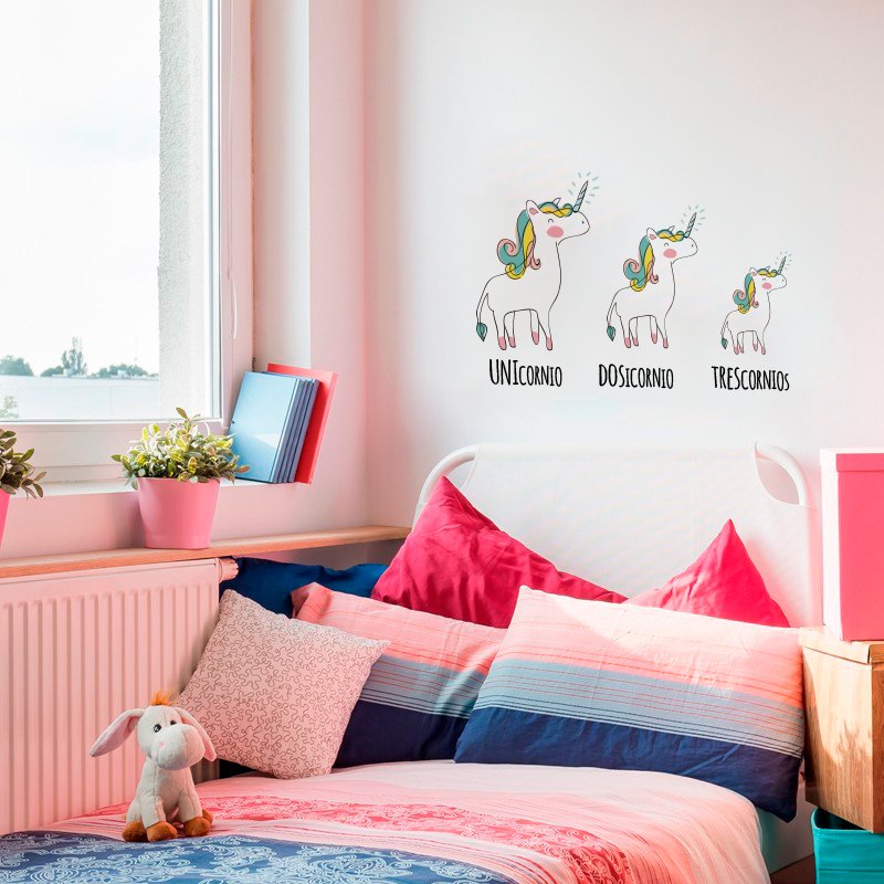 smilerain_es's tweet photo. ¡Buenos días! ¿Has dormido mal? Prueba a contar unicornios antes de irte a dormir, ya verás como descansas plácidamente #elbonitismoexiste https://t.co/8xVKn4s4XD