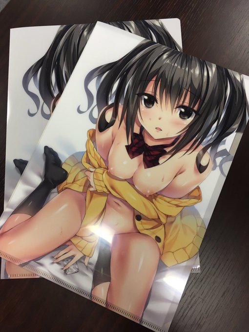 虎の穴さんからクリアファイルもろたんよ 