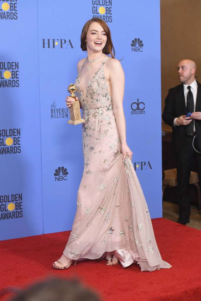 Emma Stone Spain tweet media