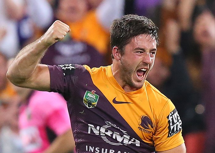 Huge news with the Dragons set to make a massive offer to Ben Hunt

#rugbyleague #NRL