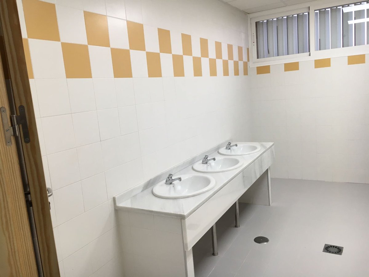 Albaida_Infr's tweet photo. Finalizamos las obras de mejora del CEIP MENÉNDEZ PIDAL (Sevilla). https://t.co/E76tuzko4z