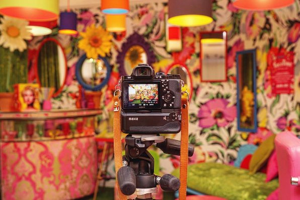figosastrap's tweet photo. @NicTaylorPhoto 's #figosa #camerastrap at work! #leathercamerastraps #madeinitaly #sonya7r #love #photography https://t.co/3dtjEvCYm5