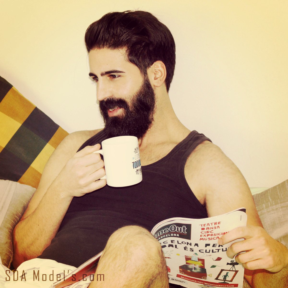 Venga un cafetito y a continuar trabajando! #FelizMartes #Fashion #workout #modeling