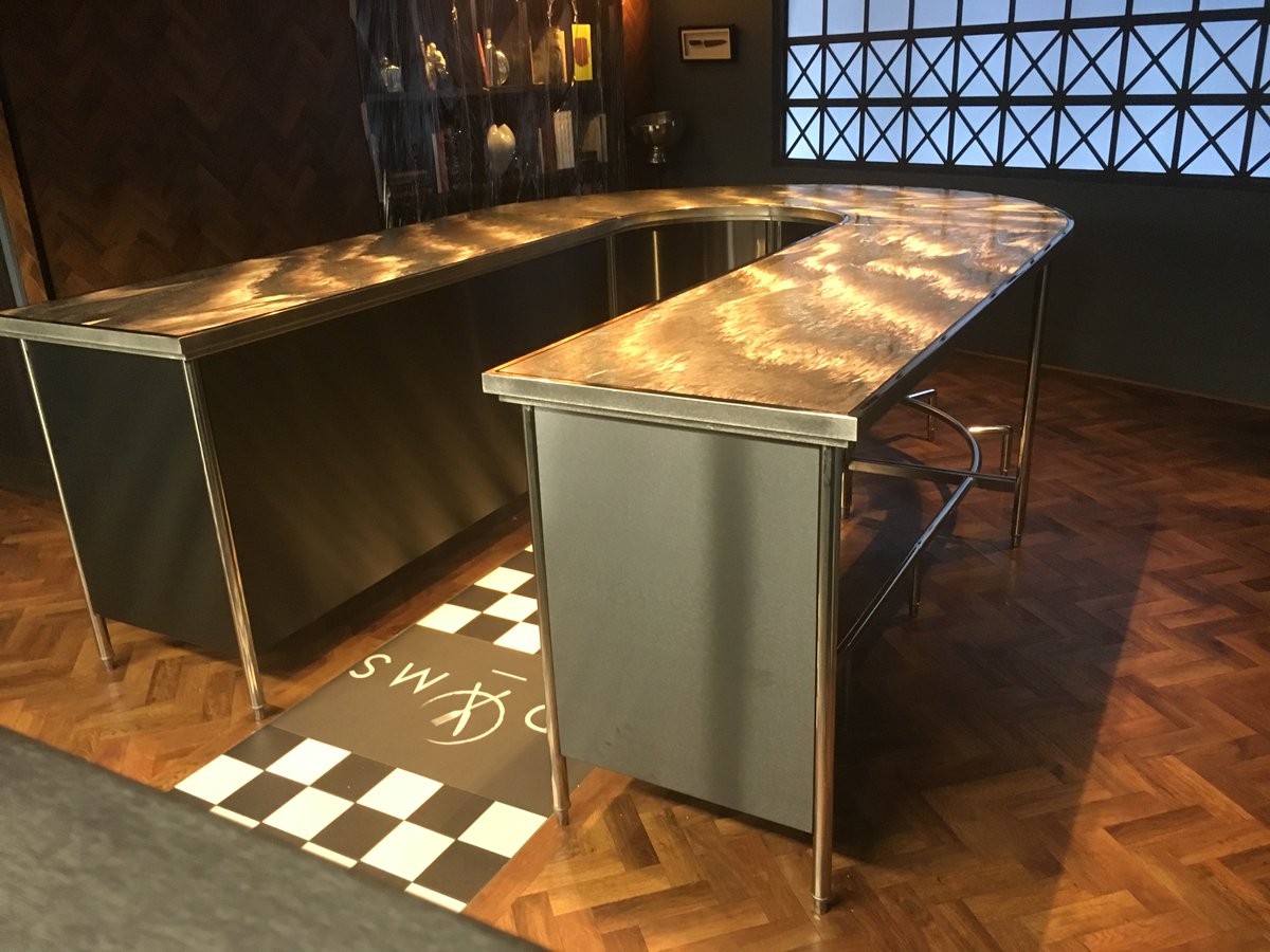 _raycostelloe's tweet image. Absolutely stunning chef!  Looks fantastic @AdamStokesChef @RestaurantAdams!  Chefs table deluxe!