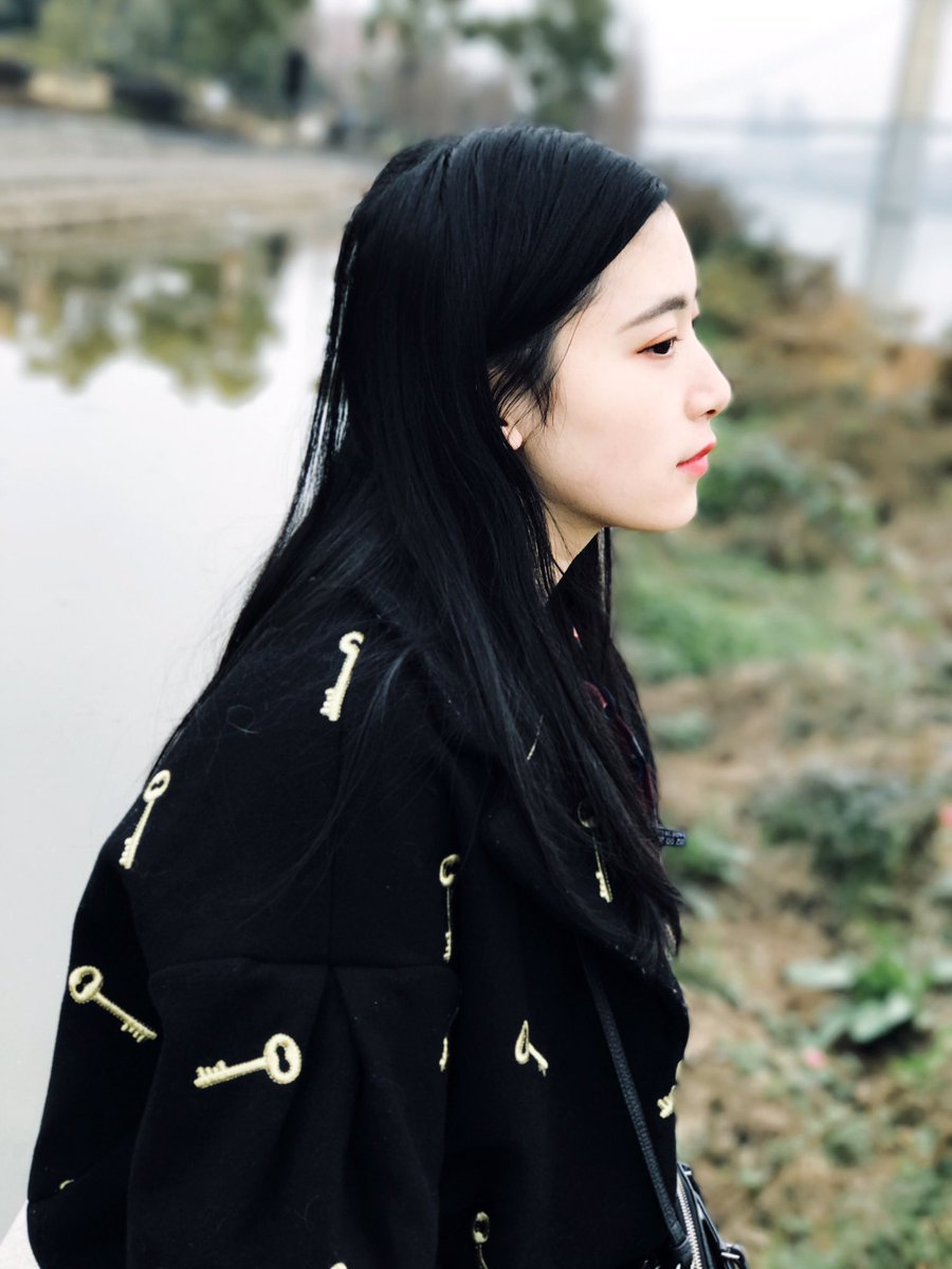 simie_sockszjy's tweet image. 👱🏻‍♀️