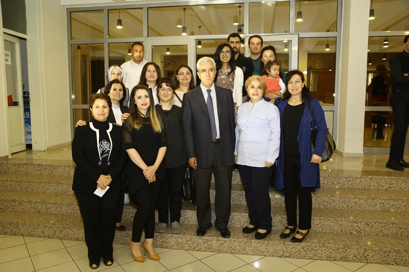 Erciyes Üniversitesi Çocuk Hastanesi'nde 14 Kasım Dünya Diyabet Günü
Devamı; cocukendokrindiyabet.org/index.php/8-ha…