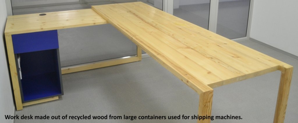 mold_studio's tweet image. Work desks crafted out of reclaimed wood!
#molddesignstudio #design #product #wood #recycle