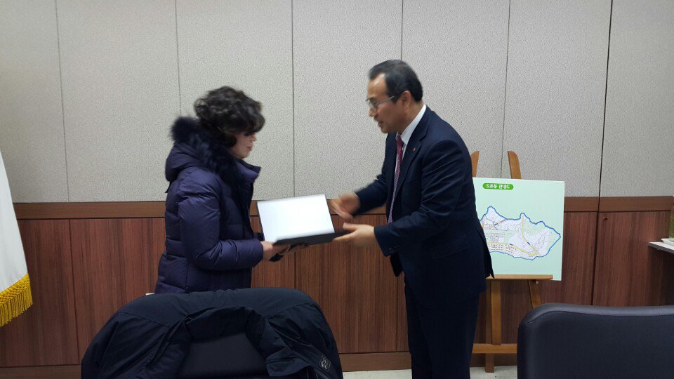 유경남 tweet media