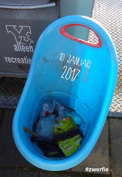 appelsenparren's tweet photo. Onze 1e #zwerfie wandeling van 2017 is een feit! #duurzamedinsdag #groenekinderopvang https://t.co/L81qRp3aCw