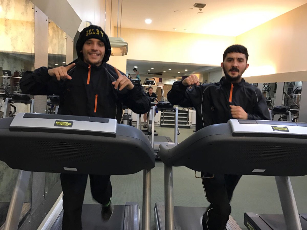 #TeamSelby working out 🏃💦<a href="/leeselby126/">lee selby</a> <a href="/andrewselby1/">andrew selby</a> #TeamSwelter