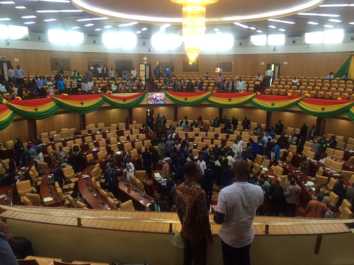 Pictures: Honorable Members fraternize as house is in adjournment. #PoG #7thParliament