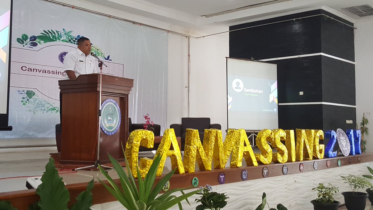 IKADAbogor's tweet photo. Sambutan Perwakilan Dinas Pertanian Indramayu, Bpk. Endang Sugiono. Beliau merupakan alumni IPB.

#ayomasukIPB
#ayopilihIPB
#IPBGoestoSchool https://t.co/F0uWsLvbd3