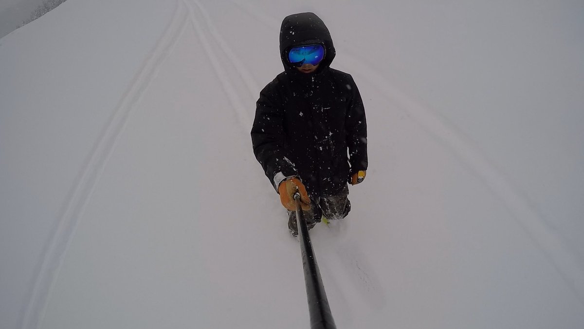 chara115's tweet photo. 極上感！！ #gopro #goprohero4 #gopro4 #goprooftheday #goprojp #goproのある生活 #powder #powdersnow #majesty #k2 #emusi #hestra #thenorthface https://t.co/xSA8vm7dHW