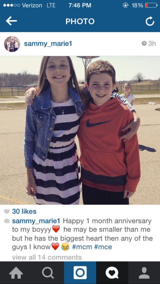 Mackenzie_Kent1's tweet image. never forget #handplacement