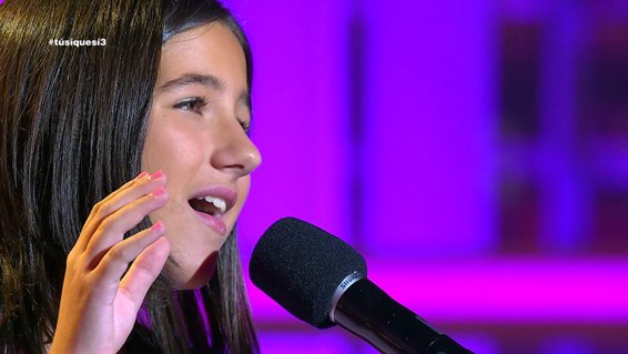 tusiquesi's tweet photo. Con solo 13 años María viene a comerse el escenario de #túsíquesí3 https://t.co/xC2YGGLhca https://t.co/oFlg1PBEsQ