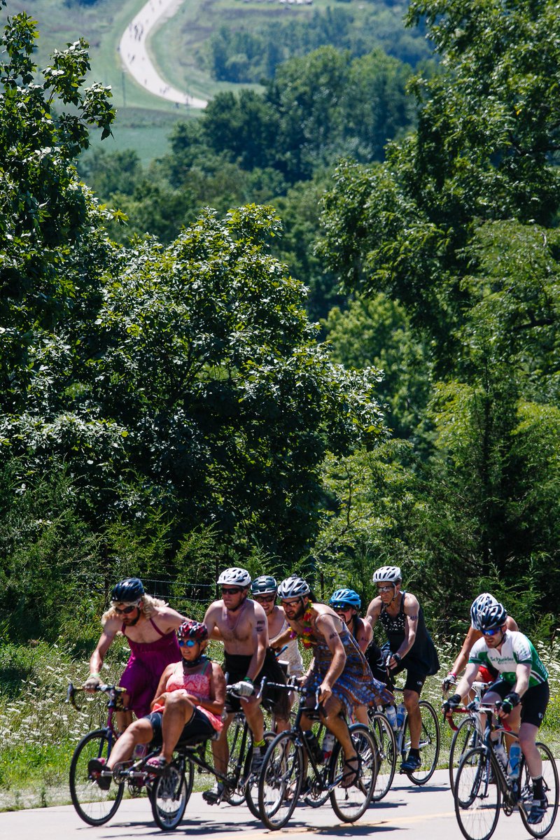 RAGBRAI_IOWA's tweet photo. You all are the nicest, most thoughtful, toughest, bunch of weirdos we know. &amp; we mean that as a compliment! #NationalComplimentDay #RAGBRAI https://t.co/exbhbOQT4g