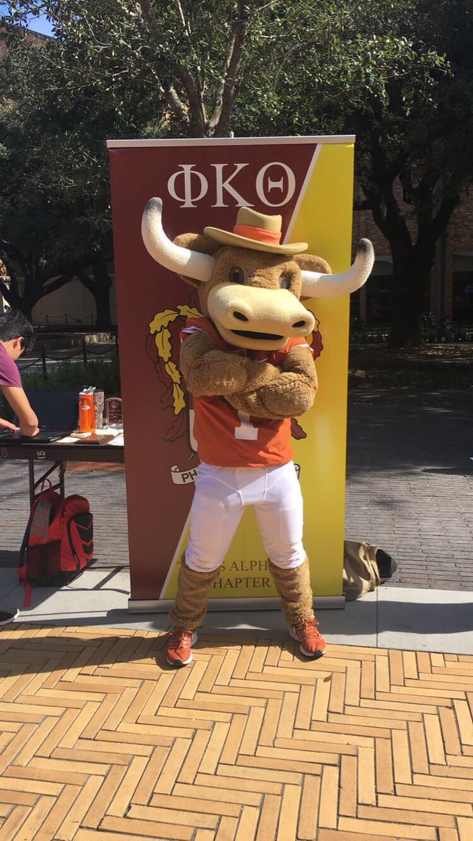 ACslayder19's tweet photo. Come by for an opportunity to meet some of the brothers, hear what we're about &amp; free pizza! #UT20 #UT19 #HookEm https://t.co/hLI35N1Ojz