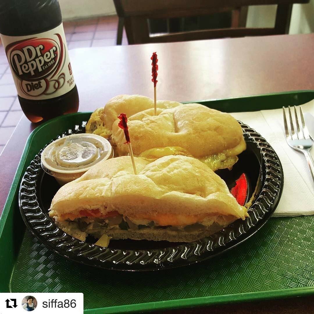 blackdogLA's tweet photo. #Repost @siffa86 with @repostapp
・・・
Breakfast! #TheDog #blackdogla #dogs #coffee #coffeetime #MircleMile #losangeles https://t.co/qSpmxpRzrj