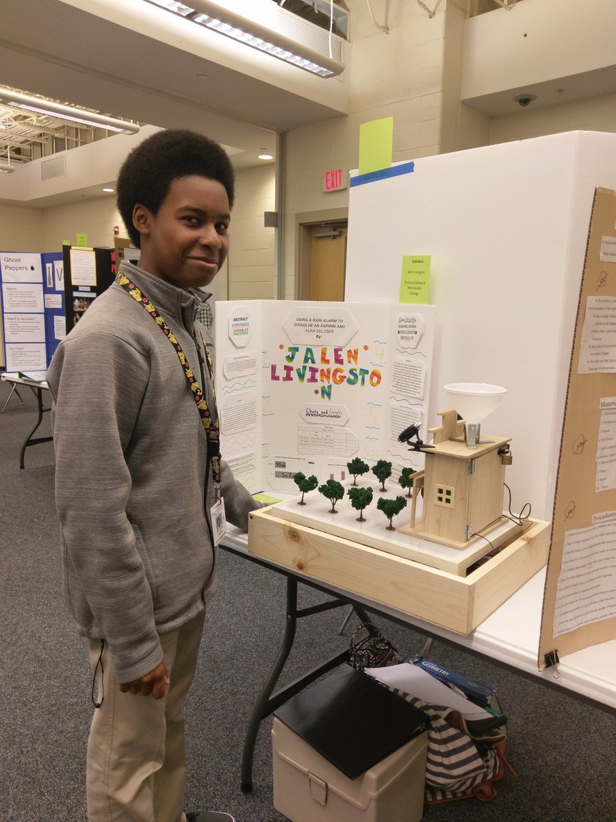 brittymat's tweet photo. Dent Middle School Interactive Science Fair! Kudos to all the students!!!!! https://t.co/ZpdXkvjDQh