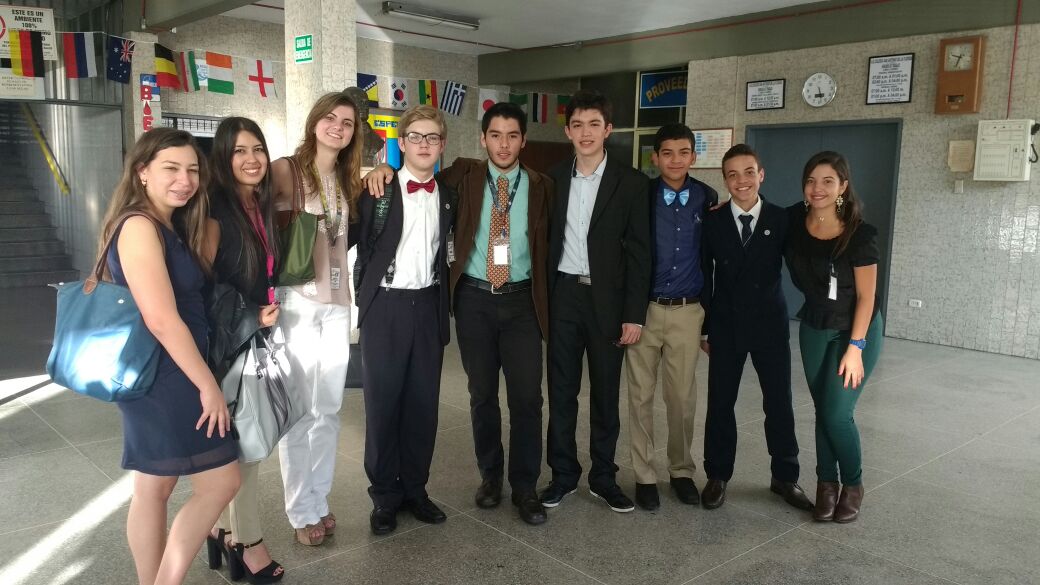 sibmun's tweet photo. ¡Nuestra delegación en SAFMUN 2017! https://t.co/QwrwspYGjL