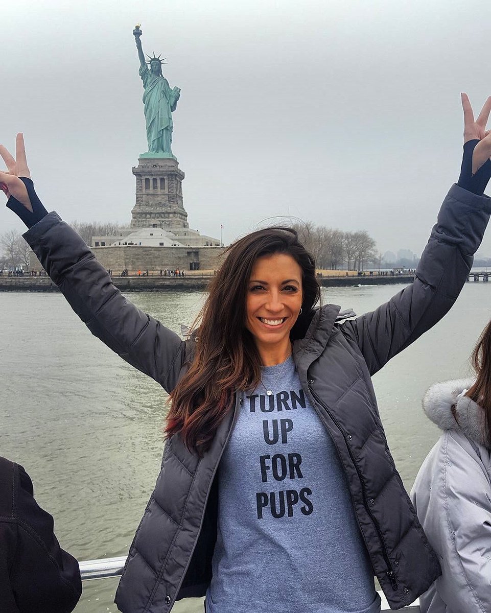 ProjectPAL_AZ's tweet photo. 🗽Our #turnupforpups Pup Tee went all the way to The Big 🍎! https://t.co/zNtLyQDl7N 100% of 💰 goes to be dogs! #shelterdogs #puppies #dogs https://t.co/AW8y0k1h6Q