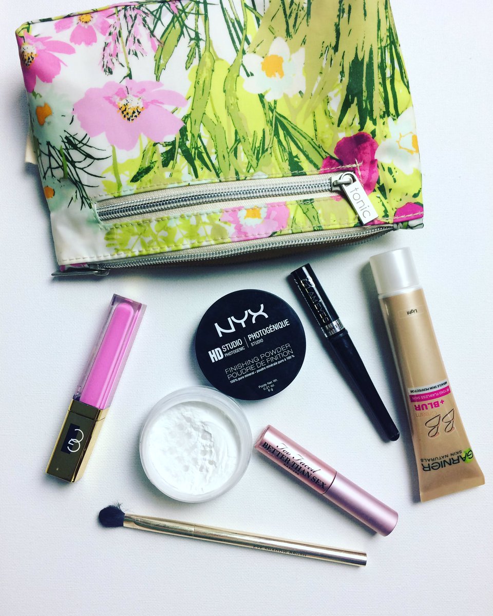 Trina__loves's tweet photo. Simple days are the best days #bblogger #bbloggers #COSMETICS https://t.co/AVfnb6iL1u