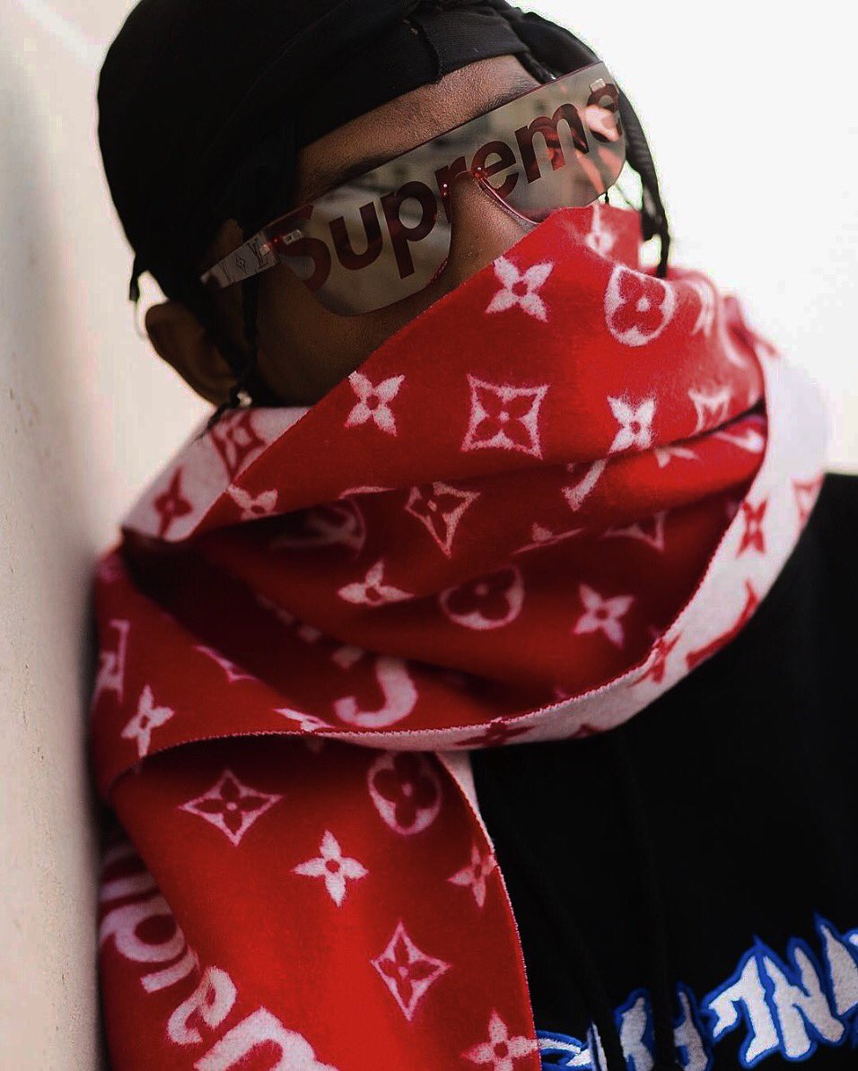 Heated Sneaks on X: Travis Scott roping Supreme x LV pieces once again.  Glasses, Scarf + more 🔥. Supreme Bot (SS17):    / X