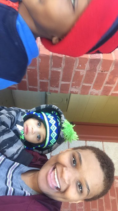 Lol different filters. Same people. #parkday with the kiddos https://t.co/ORrjQDFZl0<a href="/tag/parkday"class="tags">#parkday</a>