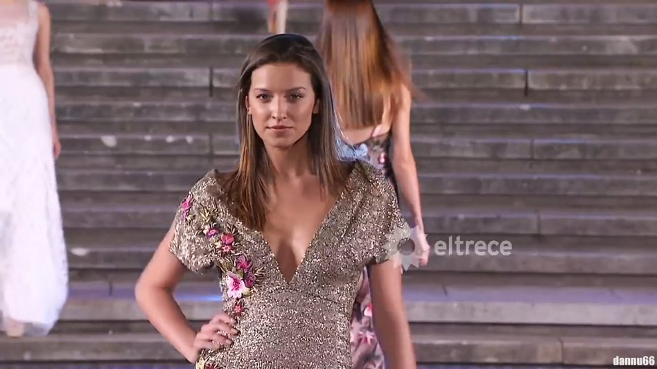 dannu66's tweet photo. @VickyRamosvr Preciosa #MDQMODASHOW2017 @eltreceoficial https://t.co/5kq4psLwci