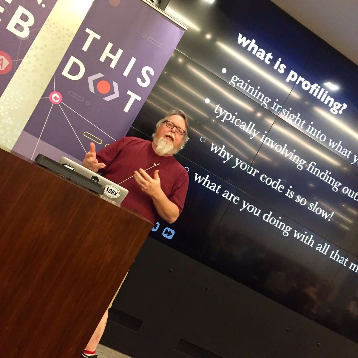 ladyleet's tweet image. Love seeing @pmuellr of @nodesource talk about profiling #nodejs apps at @modernweb_! #nodesource #modernweb #javascript