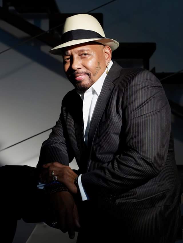 A Happy 76th Birthday To the great Aaron Neville. 