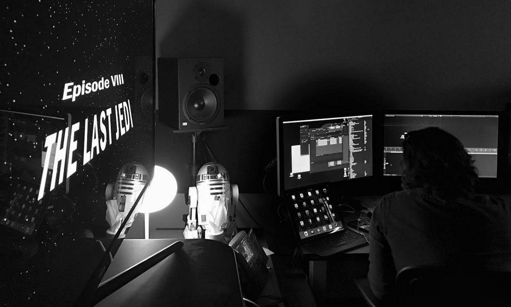 OnePerfectShot's tweet photo. Your First Glimpse at The Last Jedi:

https://t.co/o80Q2NaCmZ https://t.co/vwxjbQL3uj