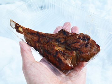 札幌雪祭りの屋台の営業時間と出店される食べ物は 休憩所で飲食可能 ｈａｎａの知恵袋