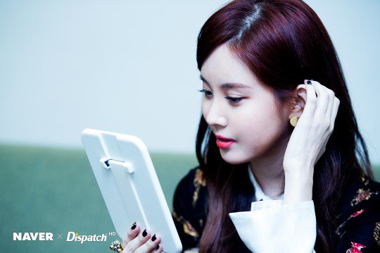 seotato's tweet image. งานแฟนไซน์ไพรเวทไม่อนุญาติให้ถ่ายรูปแต่ให้ดิสแพทถ่ายได้นะเออ entertain.naver.com/photo/issue/10… #Seohyun #DontSayNo