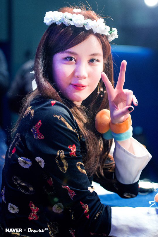 seotato's tweet image. งานแฟนไซน์ไพรเวทไม่อนุญาติให้ถ่ายรูปแต่ให้ดิสแพทถ่ายได้นะเออ entertain.naver.com/photo/issue/10… #Seohyun #DontSayNo