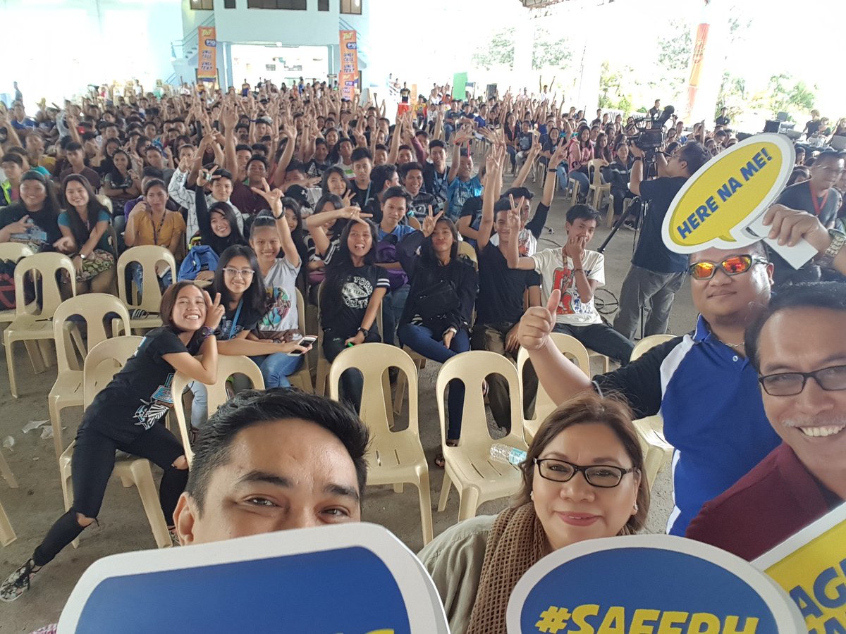 GetReadyPinas's tweet photo. ATM The #TropangReady @TalkNText and #GetReadyPINAS at Southern Leyte State,Sogod,S.Leyte. https://t.co/2YpUEjs6mQ