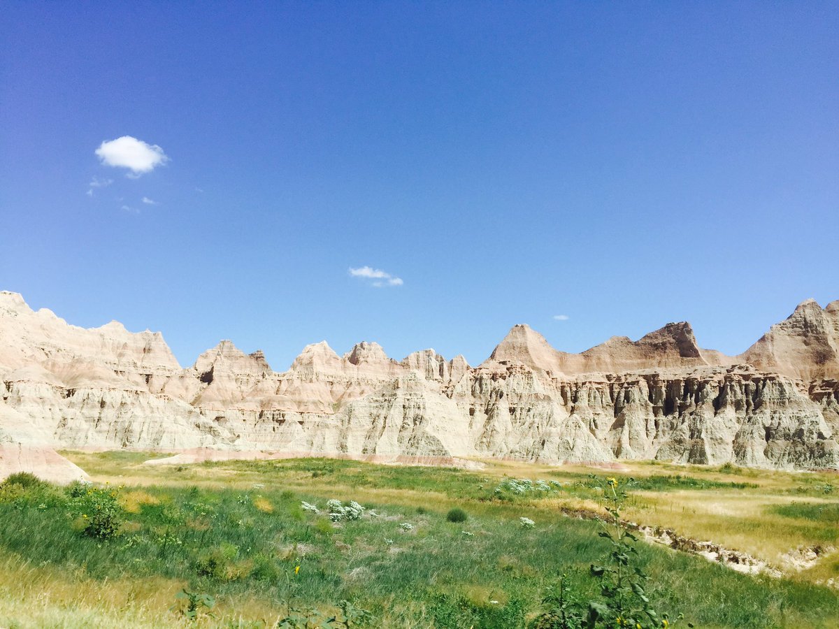 AnneLouro's tweet photo. Bravo! @BadlandsNPS #climatechange #ClimateChangeIsReal https://t.co/g6MZWi86on